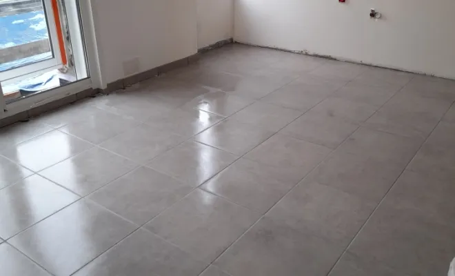 Pose de carrelage dans une maison proche de Roubaix